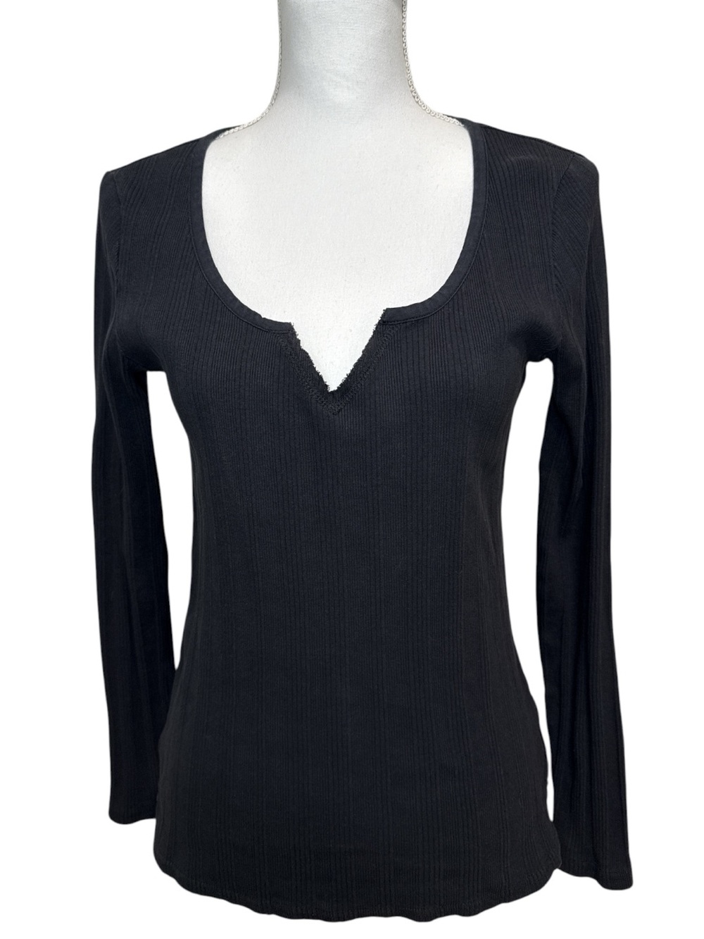 Pact Black Ribbed Long-Sleeve Top with Notch Neck Size Small